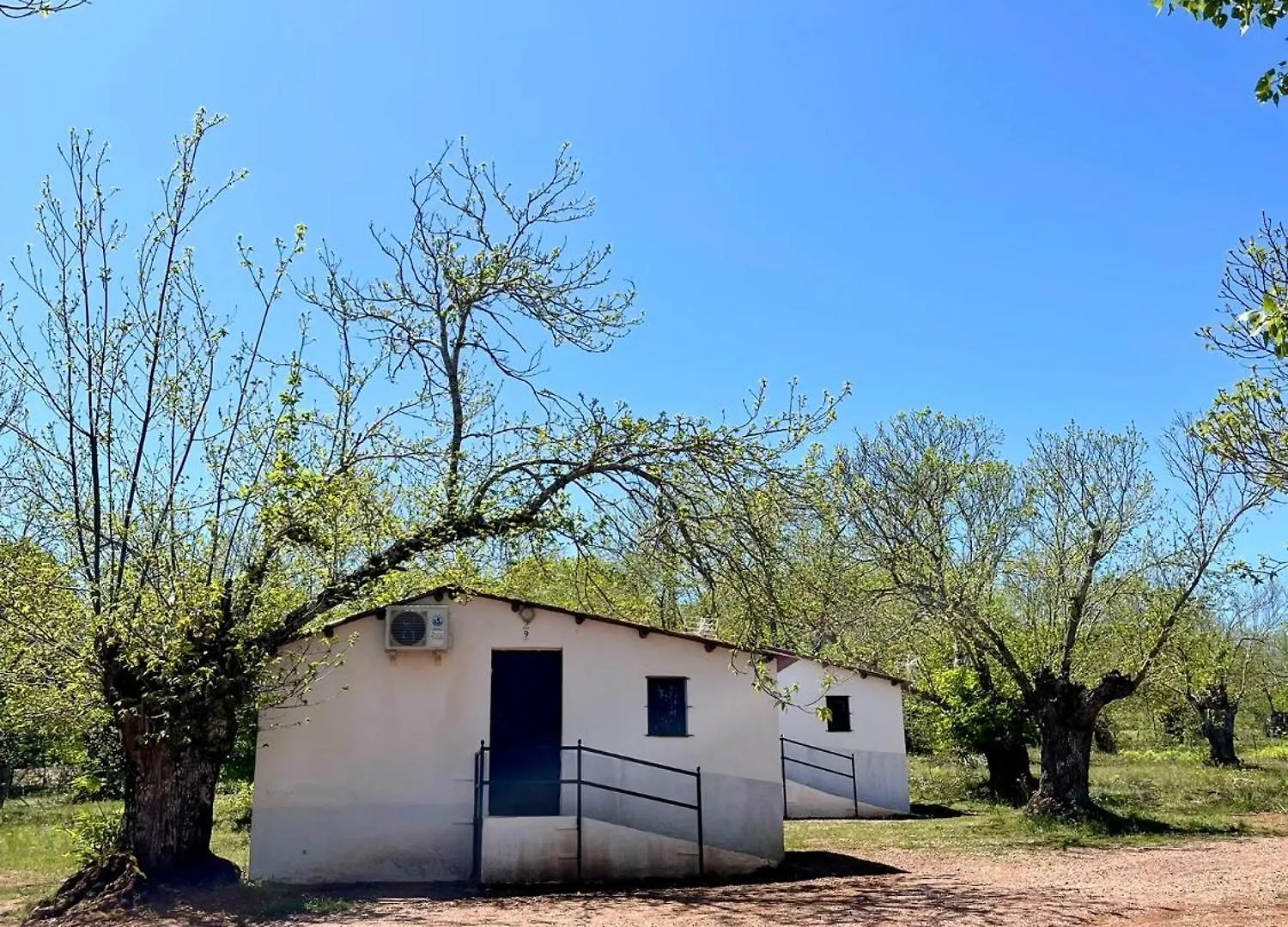 Camping El Madronal Fuenteheridos Campsite